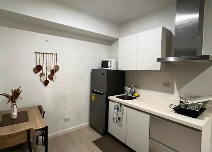 Azure Maui 1 Bedroom * Manila